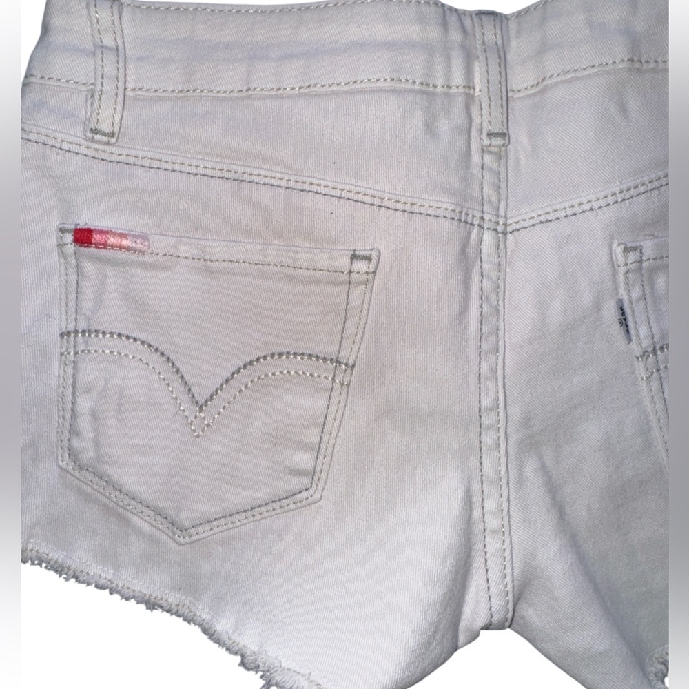 Size 1 Cream Levis Cutoff Denim Shorts Frayed Cuff Pink Thread Detail Low Rise